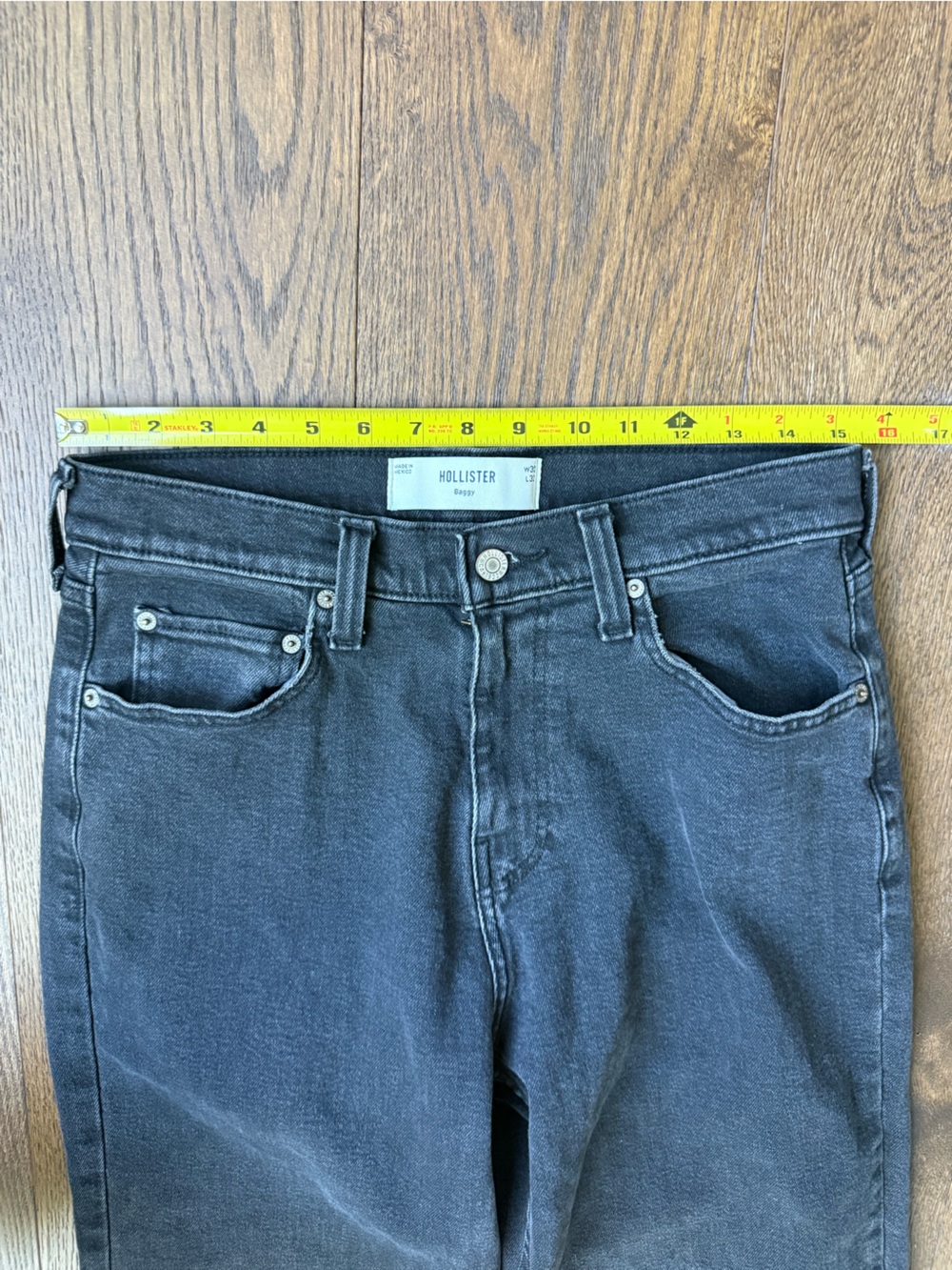 Hollister Men’s Washed Black Baggy Straight Leg Faded Jeans Size 30x32 - Picture 6 of 8